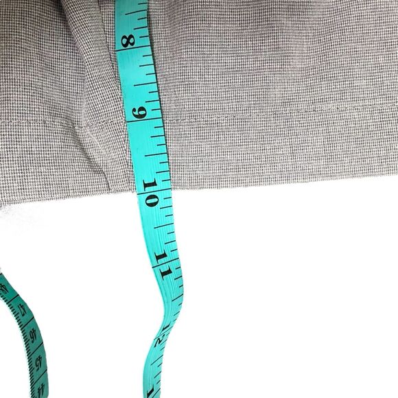 Travis Mathew Shorts Mens Size 34 Navy Check Flat Front Casual Walking Chino - Picture 7 of 7